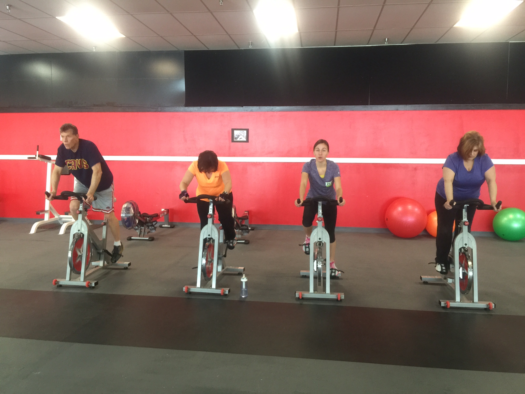 How to Choose a Neighborhood Gym That Supports Long-Term Fitness Habits (Cuyahoga Falls Guide)